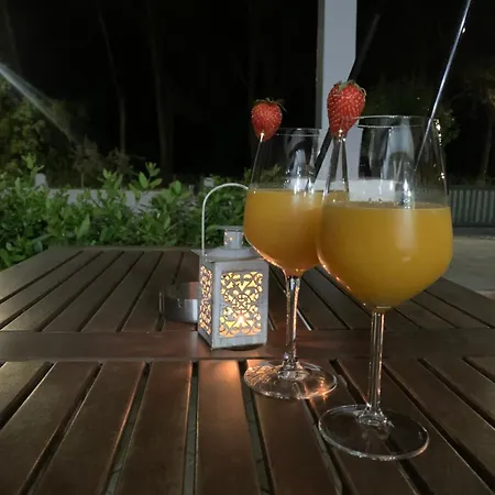 ホステル Garden Albania ゴーレム